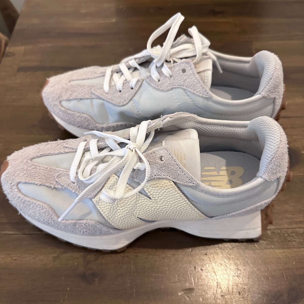 New Balance 327 Women’s